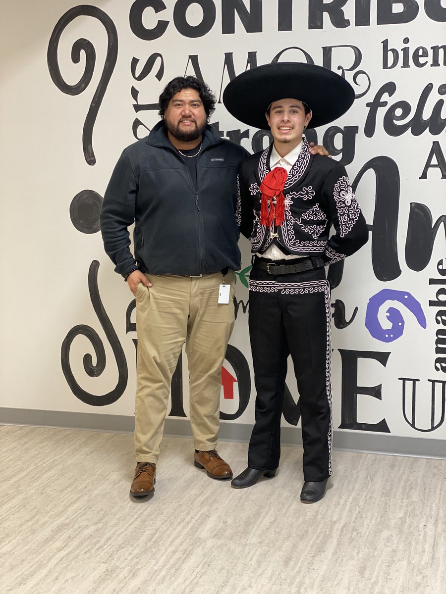 Roberto Leal tweet media