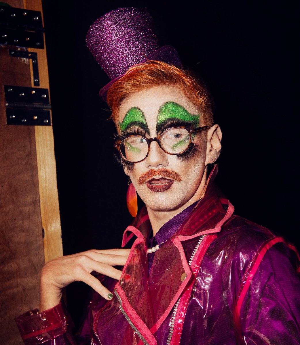 TheEnbyShow's tweet photo. IT'S OUR 3RD BIRTHDAY!! 🥳🎂

3 yrs of beautiful, sexy, campy, punky, vital, magical trans+ talent

thank you so much to all our iconic artists and incredible audiences from across the UK - love ya

we're here, we're queer, and we're not going ANYWHERE 

💜💛🤍🖤 https://t.co/4GzAG7vQ6R