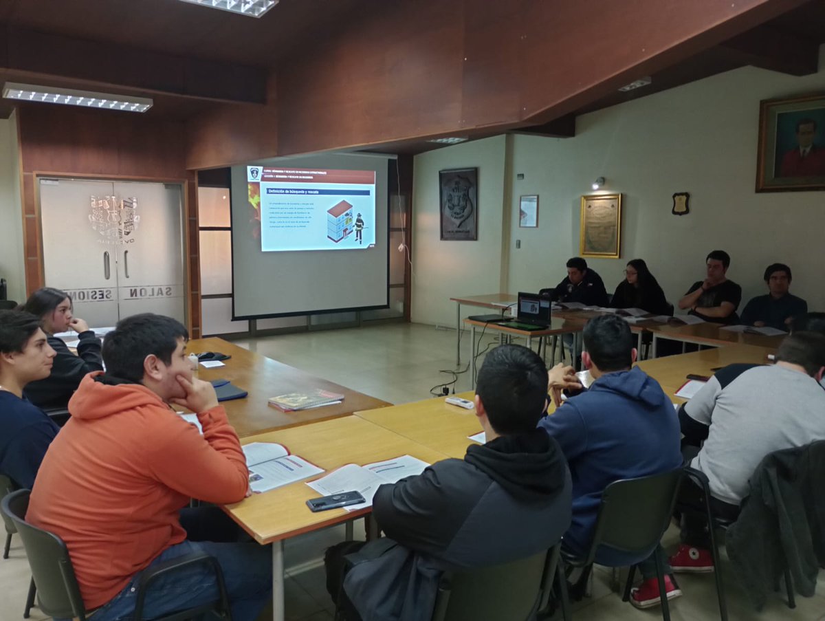18 Bomberos del CB.Osorno realizan el Curso de Búsqueda y Rescate en Incendios. <a href="/ANB_Chile/">Academia Nacional</a> <a href="/consejo10/">Bomberos Consejo Regional  Los Lagos</a>