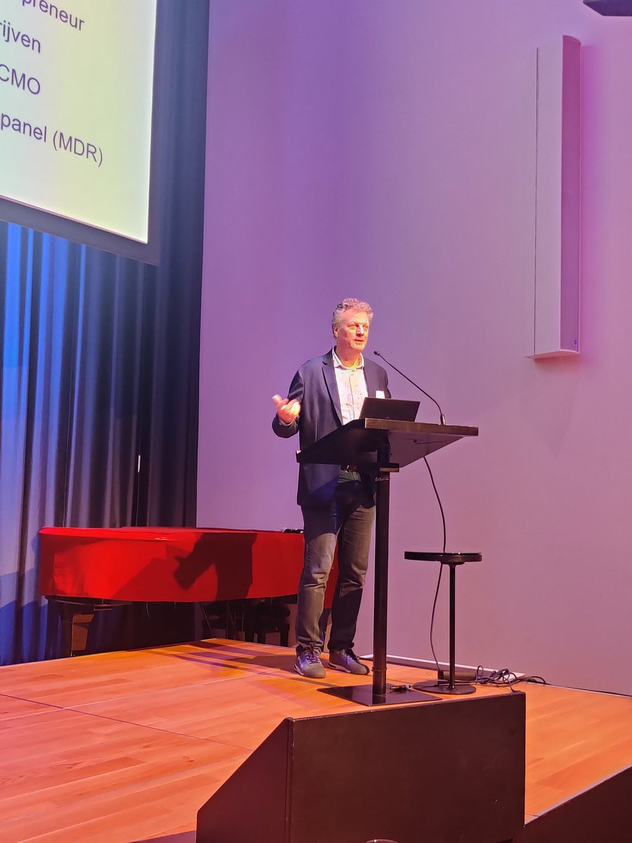 De tweede spreker is prof. dr. Ruud Verdaasdonk. Hij is hoogleraar Health Technology Implementation en zijn lezing gaat over "Inzicht in het werkingsmechanisme en validatie van ‘Energy Based Devices’ in de fysiotherapie en revalidatie". 

#kwakzalverij #fysiotherapir