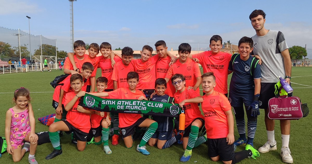 SMXathletic's tweet photo. ✌🏼💚 AMISTOSO | Tercera Alevín F8 ⚽
❎ #CDZeneta 9 - @SMXathletic 6
📝 Menuda hincheta a goles nos hemos dado esta mañana. Pese a la derrota, muy buen partido de nuestros chicos, donde ya se ve una clara progresión ✨ https://t.co/OjpbhK9Fwm