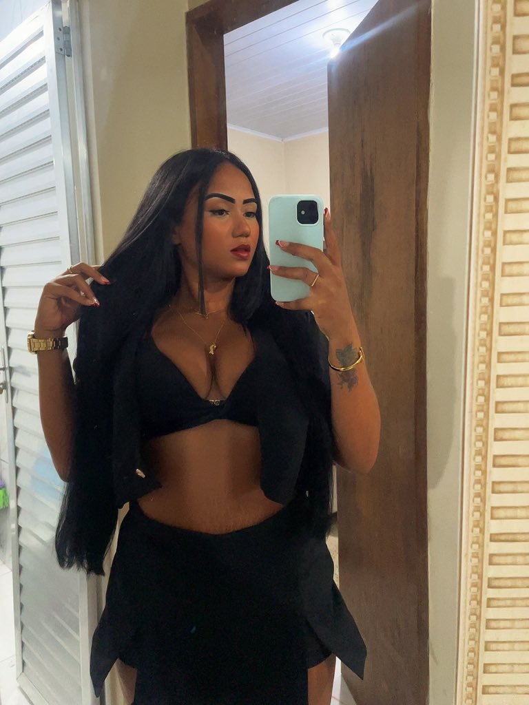 NatiMorena5's tweet photo. Love black ✨🖤 https://t.co/FZls0cTB3q