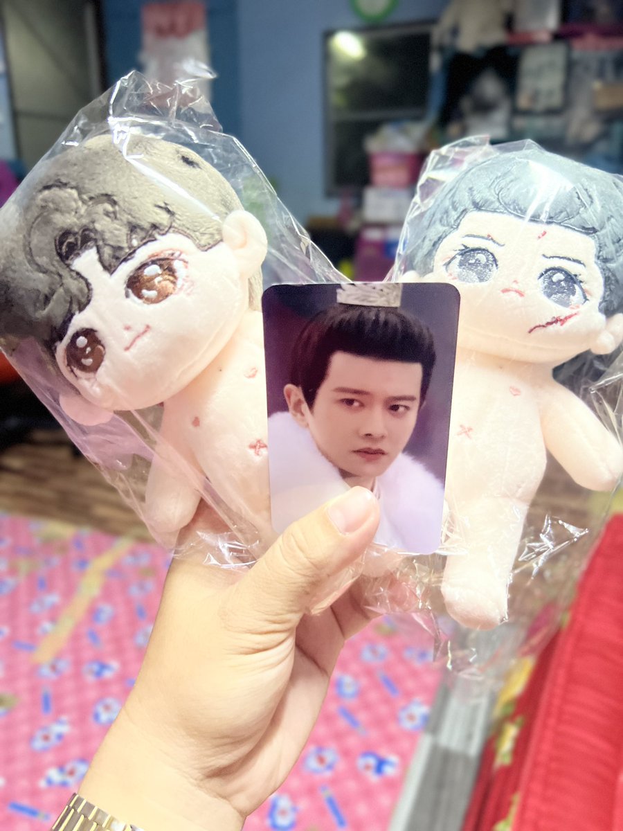 KanyaratSo's tweet photo. #RPรีวิว @RP_Shop22 ของทุกอย่างสมกับการรอคอยเสมอ 🥹🥹🥹 #โจวเซิงเฉิน #ศาสตราจารย์เคมี #อ๋องน้อยหนานเฉิน https://t.co/IJAIu98Oak