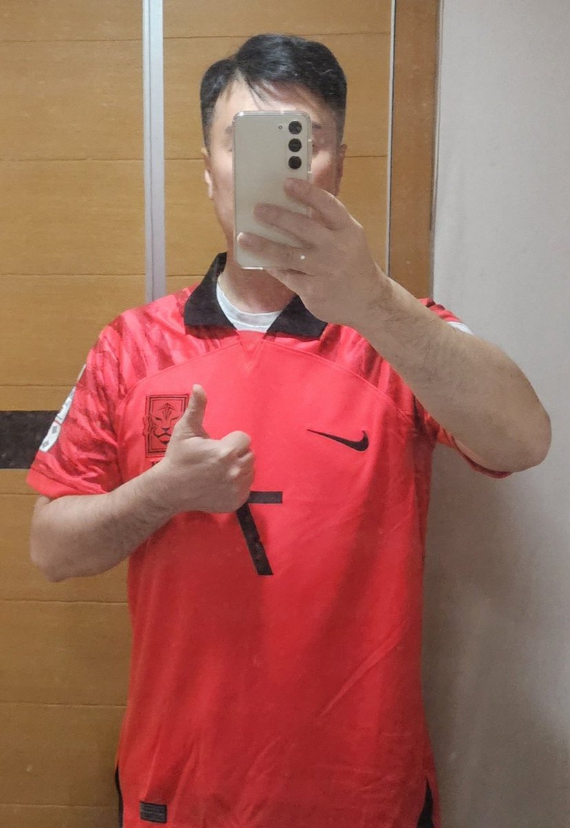 falcon8007's tweet photo. 한일전 승리 가자 뽜샤~~ https://t.co/9PY2cXF8dK