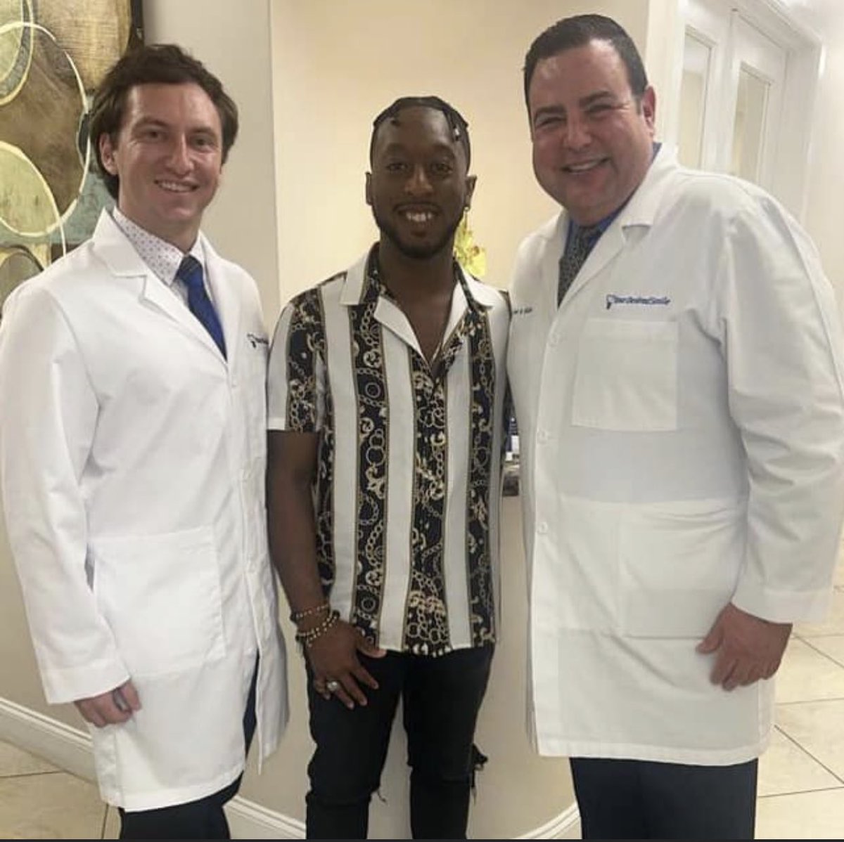 We had the pleasure of serving @whoizdeejayyoung in our office this week. For those of you who don’t know, Deejay is a Tampa native & is making waves on this season of @nbcthevoice. We could not be more ecstatic to have him as a patient.Tampa & the YDS staff is rooting for you🎤