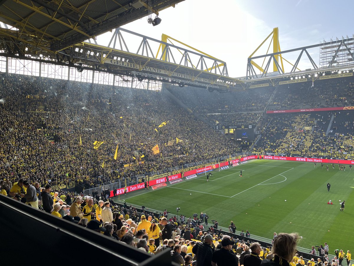 Marian Laske (@marianlaske) on Twitter photo 