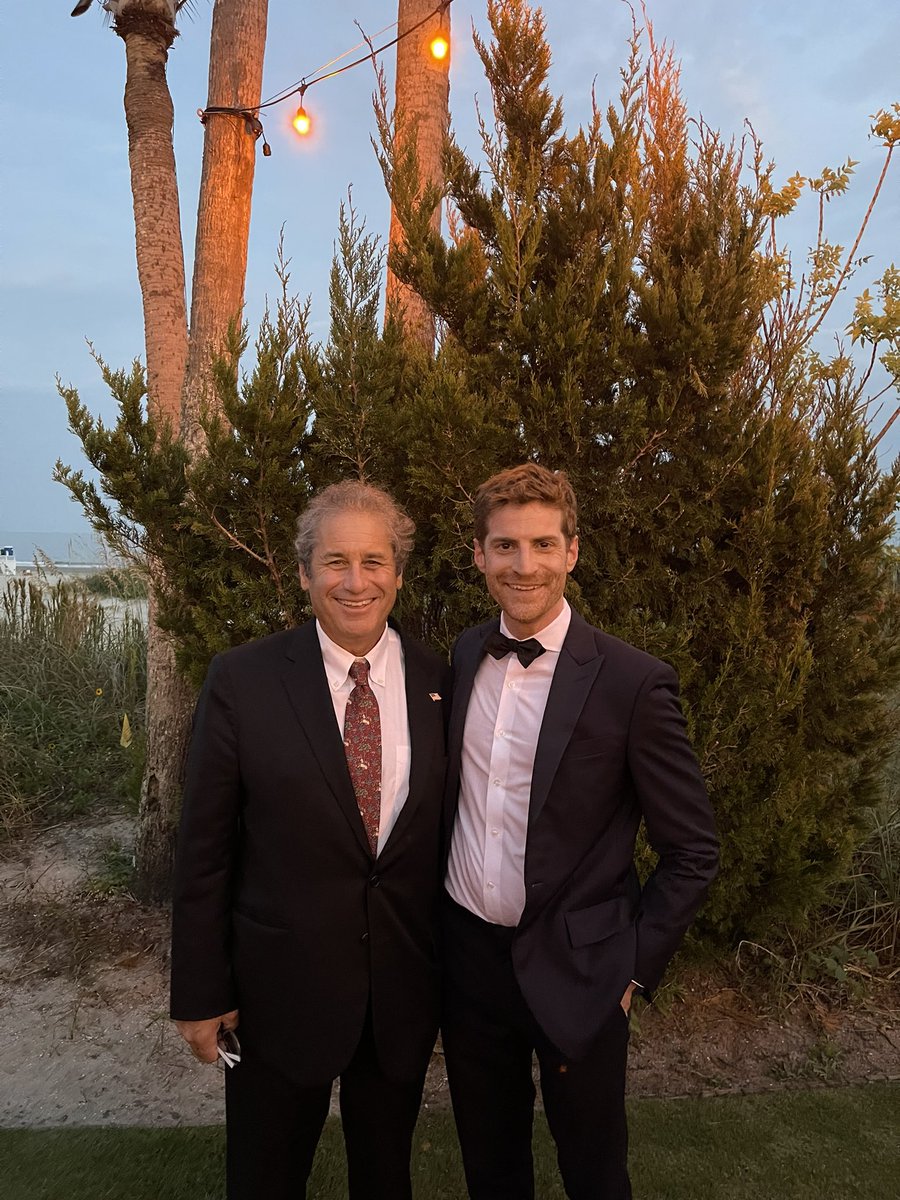 graffeo's tweet photo. What an extraordinary honor to attend the #AAcNS for the first time this week... &amp; what a pleasure to reconnect w so many of the mentors who trained me &amp; who continue to empower my evolution as a young neurosurgeon @mtlawton #BrucePollock #FredMeyer @RobSpinnerMD https://t.co/aTyc5epg6d
