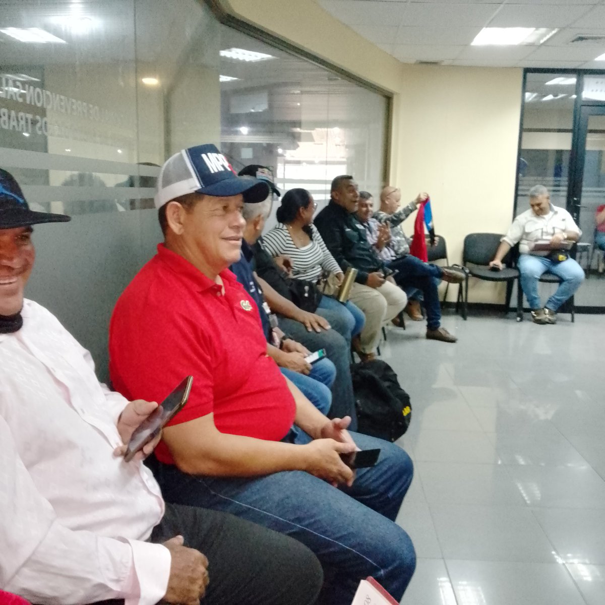 saptrasez2's tweet photo. @Somosivss @MagaGutierrezV @maduro_en https://t.co/QBeq2TN6ir