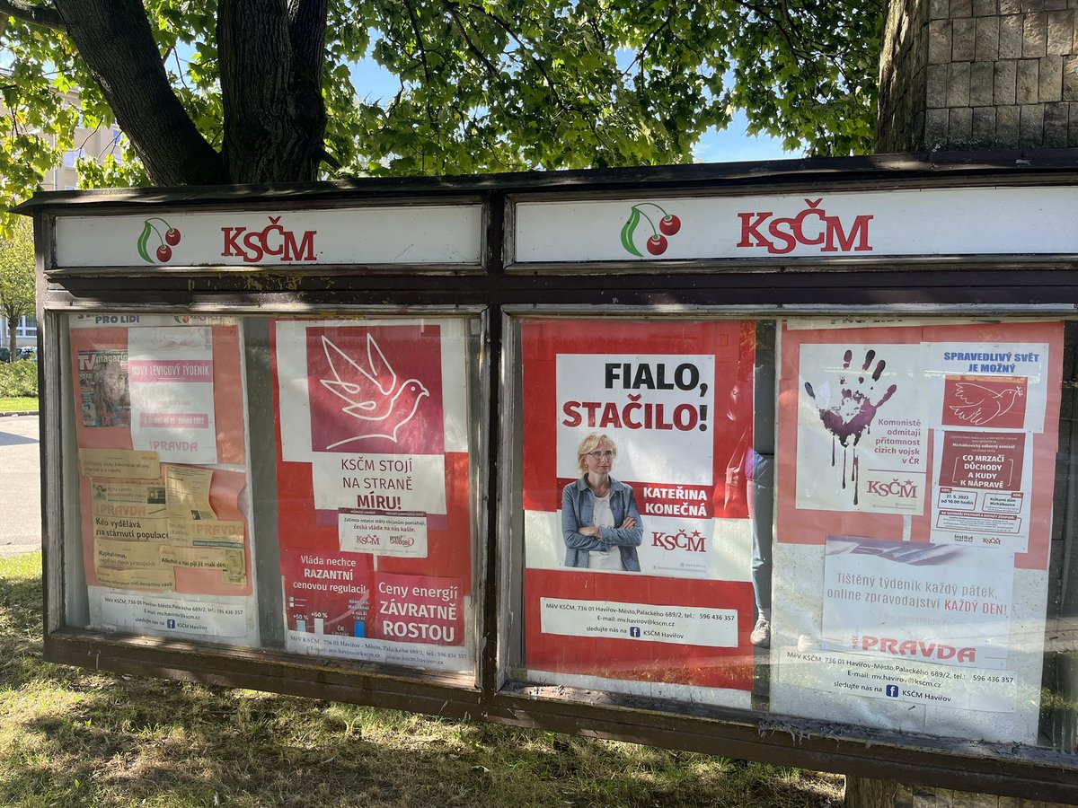 Tahle nástěnka v Havířově mne vždy pobaví🥸