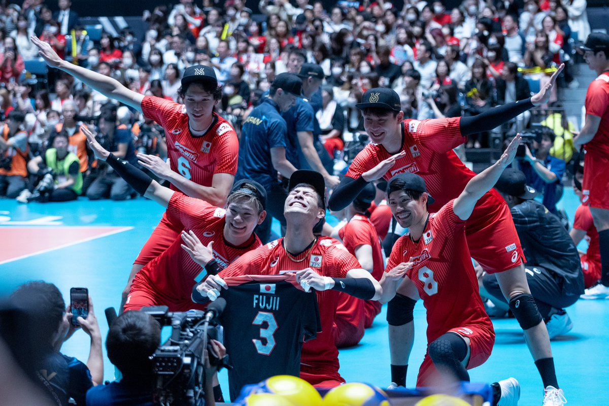 20231007 🇯🇵vs🇸🇮

藤井さんのユニと😭

#龍神NIPPON