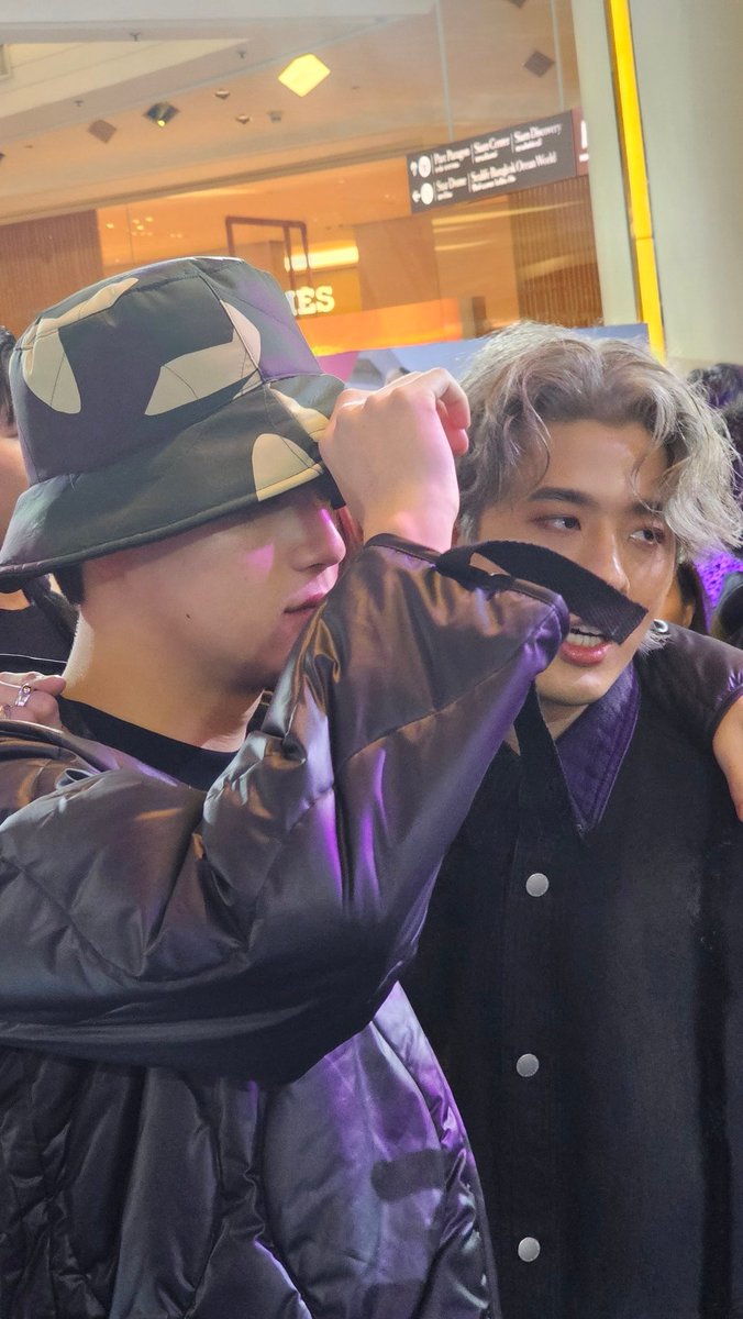 ปอร์เช่จะได้เต้นงอนตลอดไหมครับ
#BIFW2023 #icepariss #xxsivk