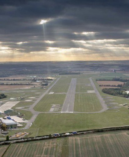 RAF Wittering was extended west by Basil Embry in 3 wks after he gave the tenant farmer a bottle of whisky & bought all his potatoes, used steam engines to remove 1500 trees & grade the surface, + £300 of grass seed & 3 miles of cable.Fighter Command HQ said it would take 9 mths!