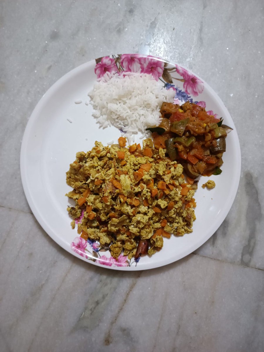 anjupete's tweet image. A month ago, the proportions on plate would be reversed. #clientdiaries
Now focus is on -
✔️ higher proteins
✔️ more veggies
✔️ very less or no grains
✔️ more fats
This month in a pure vegetarian month in Tamil nadu, no eggs too - #Purattasi.
Yet health wins &amp;amp; eggs rule!
#lchf