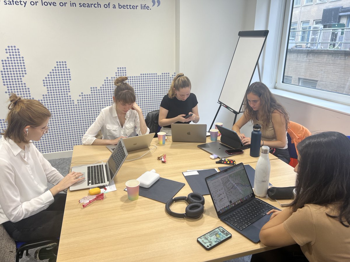 DTM_IOM's tweet photo. Day two of #DTMHackathon2023 is all about opportunities and potential.

All teams have solicited a research question and set up their methodology. Today, they are implementing the project workflow and designing their presentations @IOM_UK @UNmigration @UCLIRDR #IOMHackathon2023 https://t.co/8wGjnoawBt