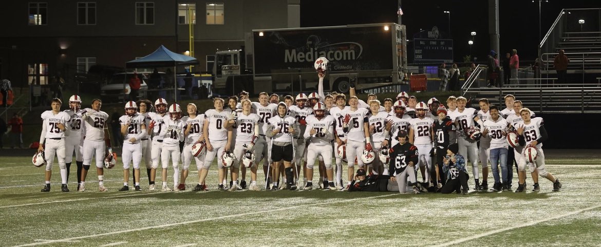 JeffJanes39's tweet photo. Could not be prouder of this group of kids.  An important win last night and a huge step for our program! https://t.co/OqgeebBHDd