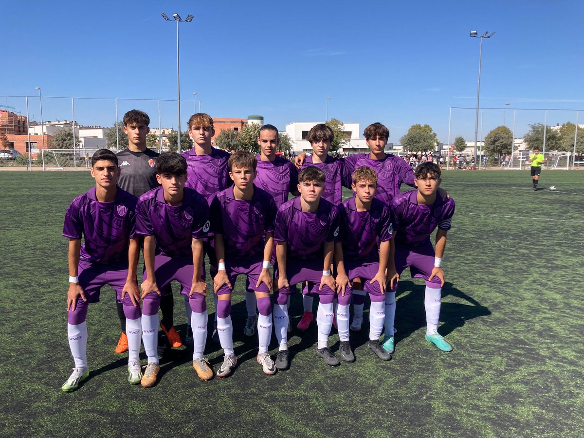 🏆💜 Jornada 4

<a href="/CD_San_Agustin/">Fútbol CD San Agustín</a> 1-1 #RVCadeteA
⚽️ Aitor 

#pucela #RVcantera