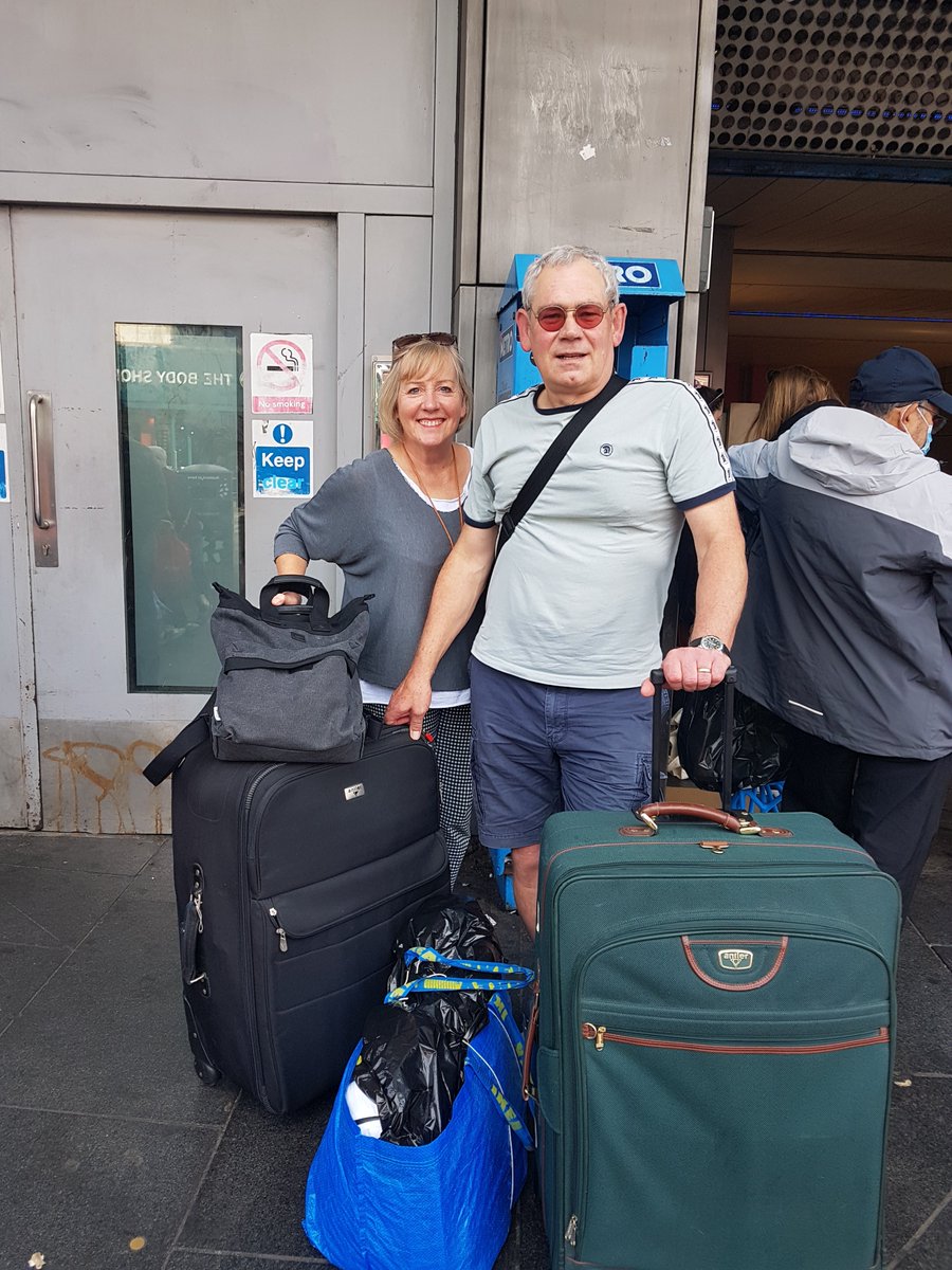 In that there London, delivering just 1 or 2 bits to Sophie 😎. Now to Battersea Park...
#battersea #peartreecafe