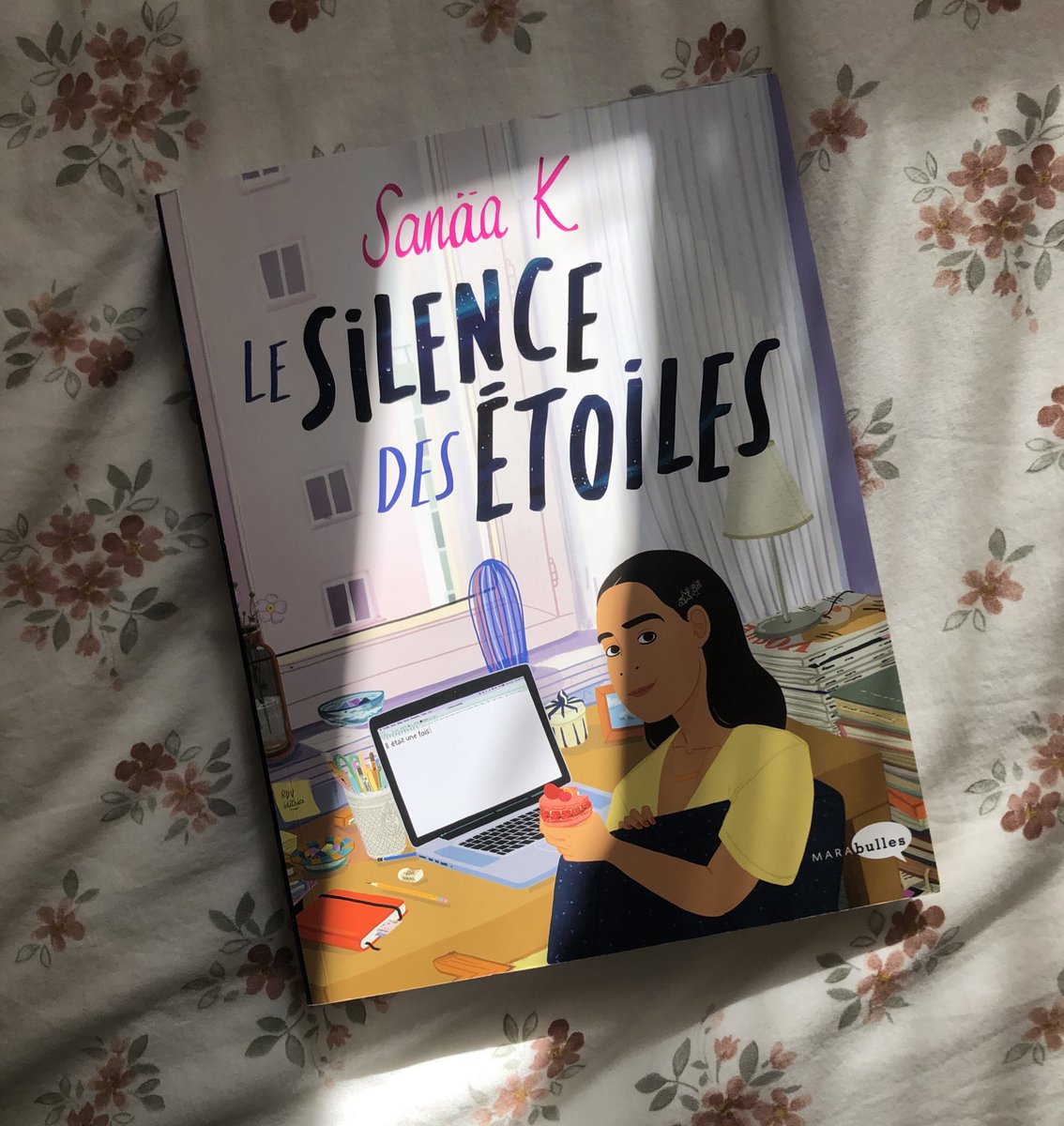 HamnySarah's tweet photo. Aujourd’hui, je suis tombée un peu par hasard, sur la toute première BD que j’ai lu. C’est cette œuvre qui m’a fait aimer tout cet univers ⭐️ 
Ce n’est pas que de la lecture, c’est bien plus ❤️ https://t.co/iKAmEpGZLL