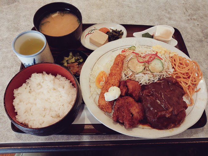 「肉 麺」のTwitter画像/イラスト(新着)｜4ページ目