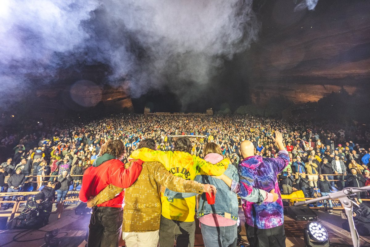 goosetheband's tweet image. So much love for everyone here, thanks for the most magical two nights at Red Rocks!! 🌈❤️✨🙏

📸 Mighty Quinn Media