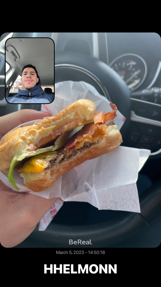 helmon17's tweet image. #RealestPersonOnEarth