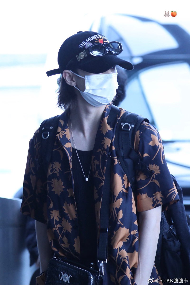 SonasunH's tweet image. I nominate #Hyunjin Versace Global Brand Ambassador as the #BestModel voting for the #KookyRanking #KookyGallery