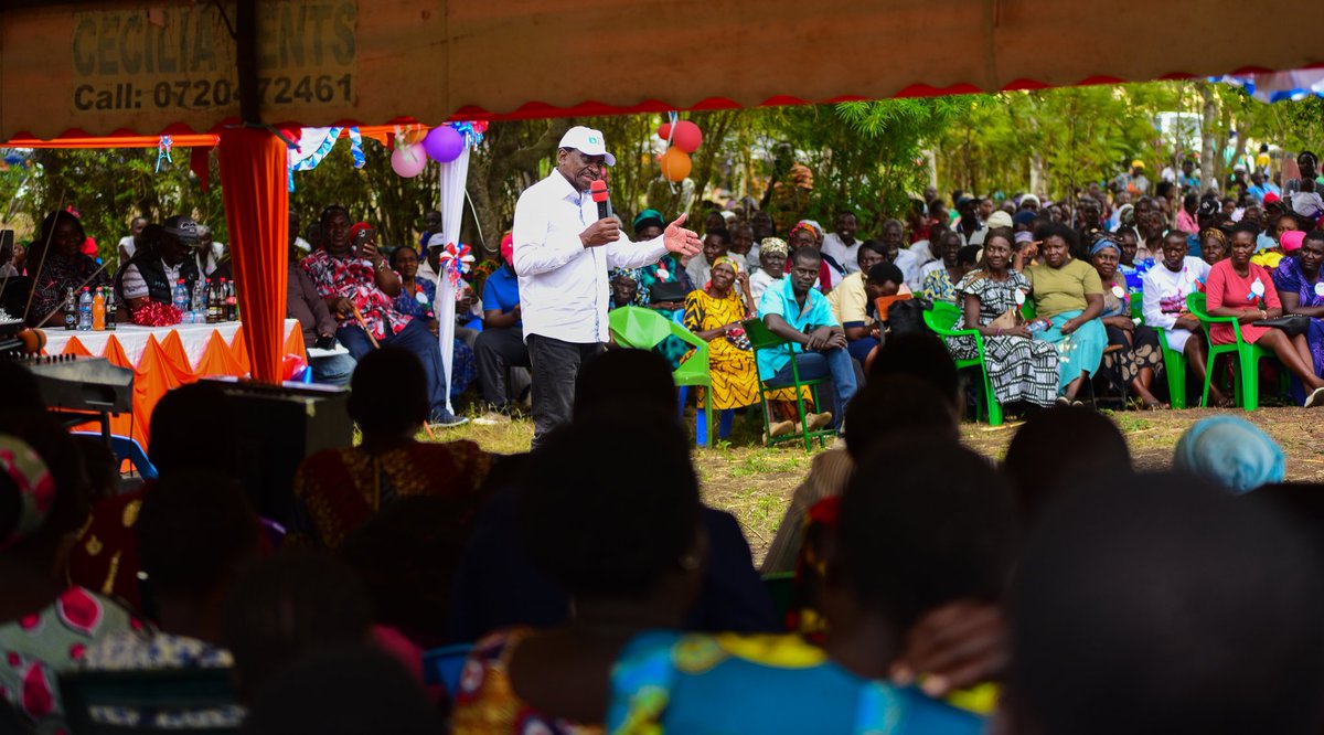 orengo_james's tweet photo. This afternoon I joined the community of Nyabera in West Uyoma ward in raising funds for the crucial infrastructural development of Nyabera Mixed Secondary School. 

Our focus as a government revolves around  transforming the educational landscape and empowering countless underprivileged children and women in our community.