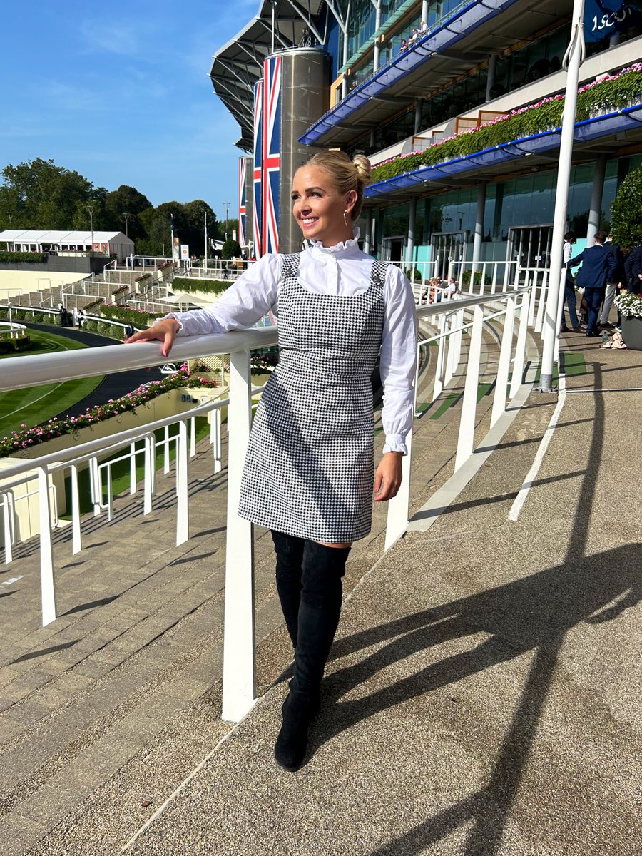 Leonna Mayor tweet media