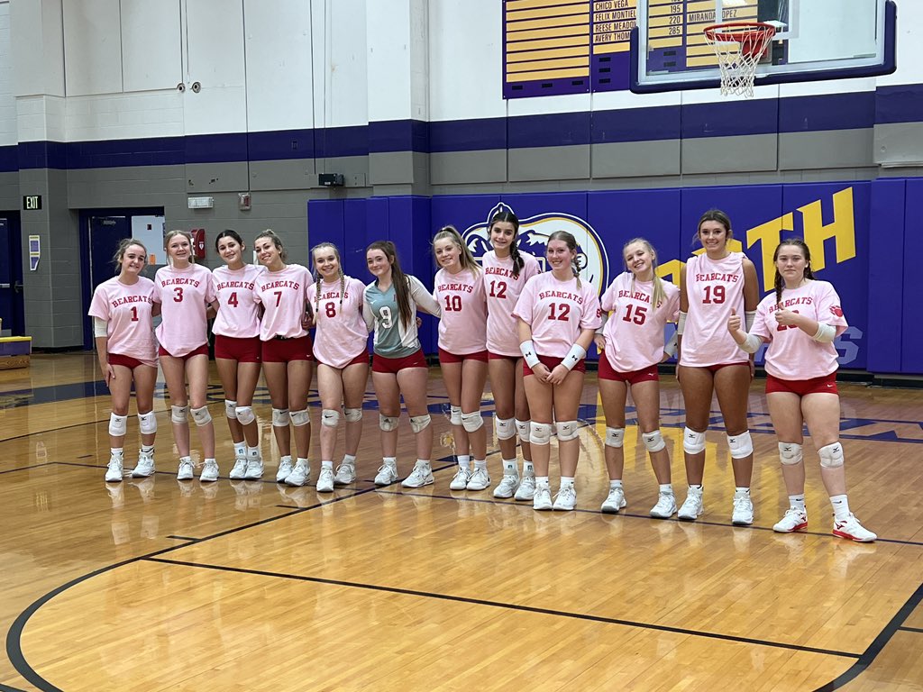 NHHSVB's tweet photo. 2023 Volley for a Cure
Thank you to everyone for your support of our annual V4AC event. With your help we were able to to raise over $1,000 for our Knights vs Cancer initiative. 
Big thank you to our official, Brenda, and our two honorary Captains, Brandy &amp; Ileta!
#NHHSvb #AllN https://t.co/4N8Vje0rgX