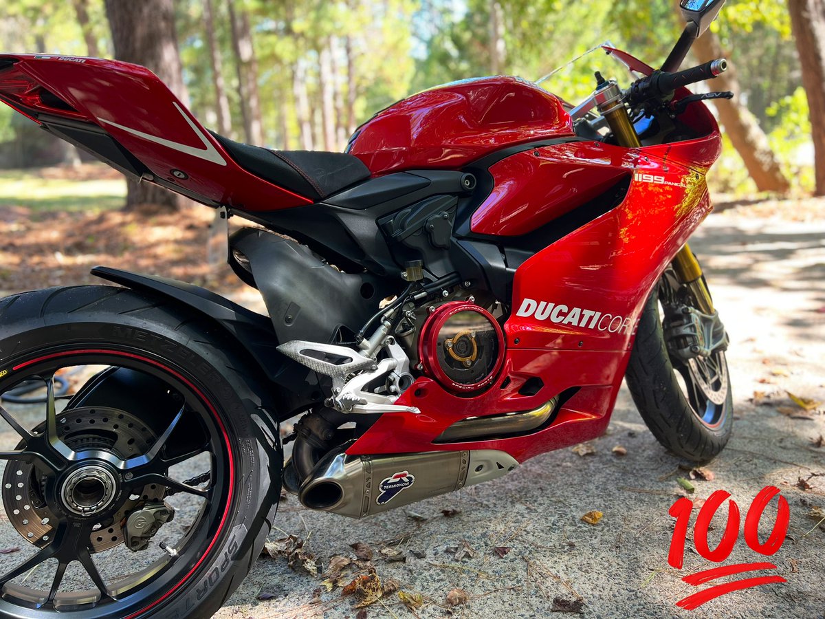 Sorry for a pic not involving me but damn she was looking good after the ride home from the gym!