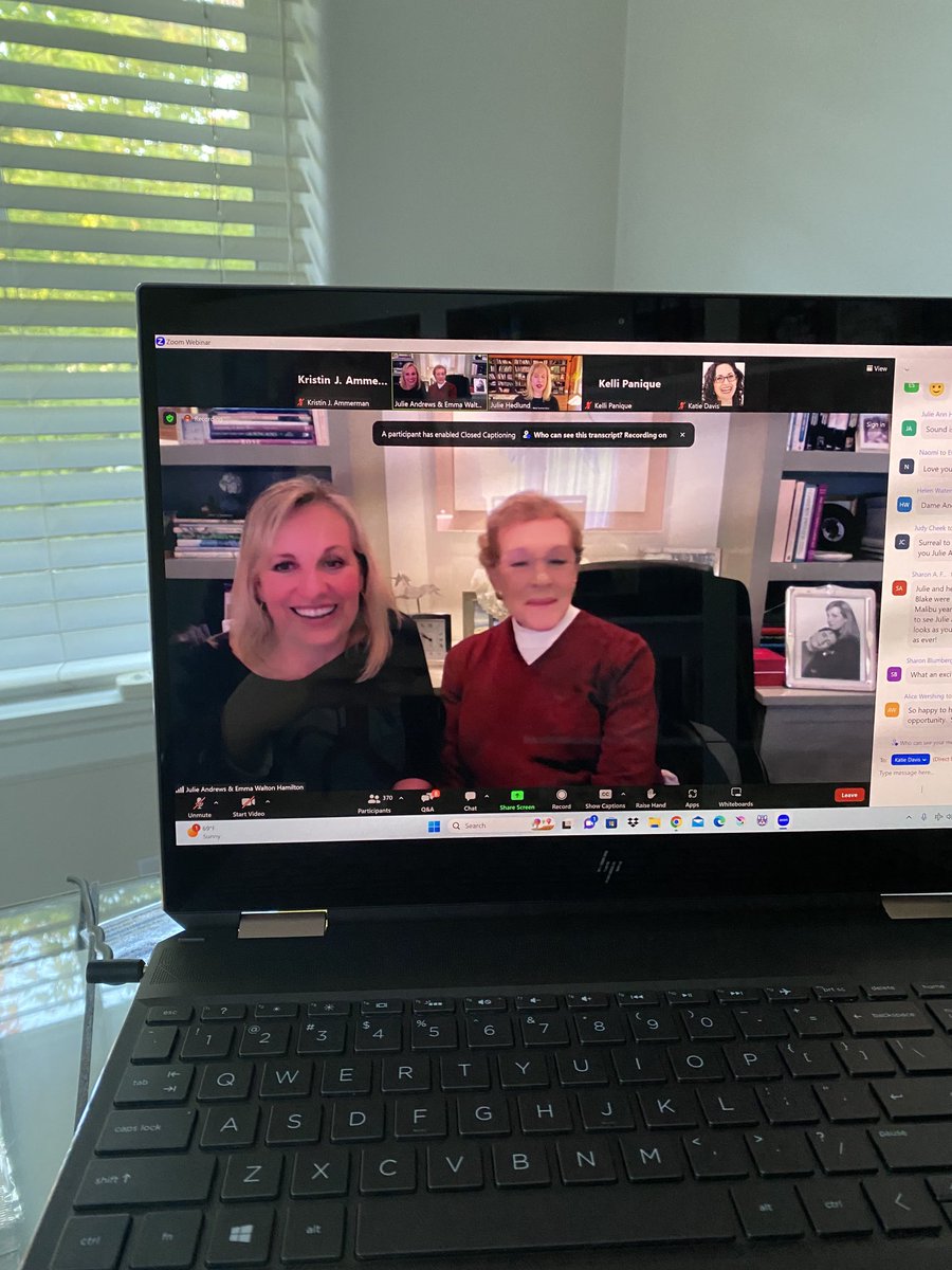 Great insights on successful writing partnerships by the lovely Emma Walton Hamilton and Julie Andrews 👯‍♀️👏🏼💞 #pbsummit