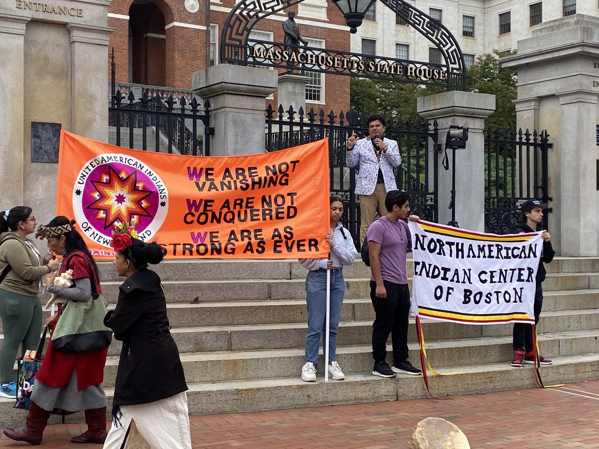 CSORG's tweet photo. What do we want? #IndigenousPeoplesDay Now!
Thank you to United American Indians of New England and North American Indian Center Of Boston for organizing the annual Indigenous Peoples Day March! Massachusetts do the right thing. #sinkcolumbus #sinkingcolumbus #replacecolumbus https://t.co/YMJQYVBPzu