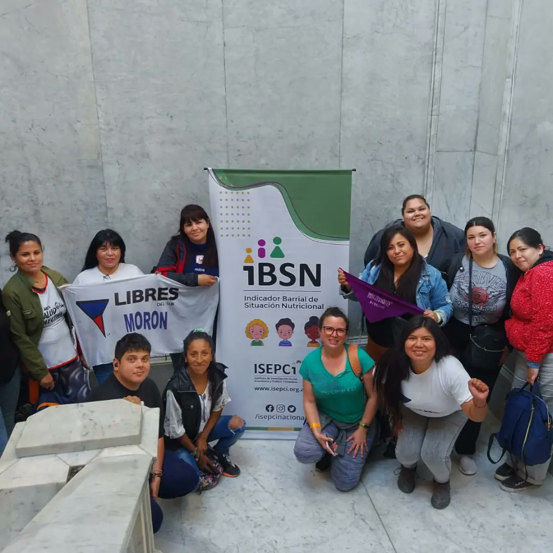 LibresMoron's tweet photo. 📢 #Hoy estuvimos presente en el #EncuentroDeFormaciónPolítica organizado por #LibresDelSur e #ISEPCI cuya temática central fue debatir entre los compañer@s la importancia de transmitir el mensaje de #NoVotesALaDerecha. https://t.co/U024iZLIMq