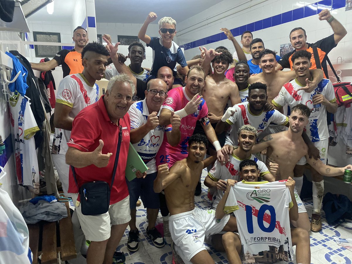 Siiiii!!!!! Victoria muy importante y necesaria en casa 1-0 con gol de @mustafita11 💪💪seguimos sumando vamos Balsicas #orgullobalsiqueño