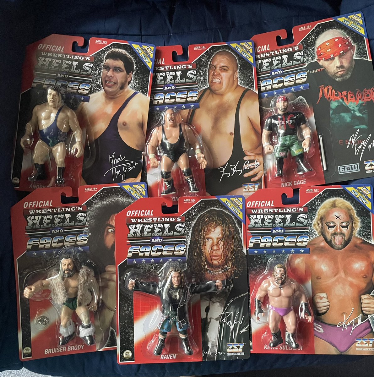 Mail call from @TheZombieSailor these are incredible figures #heelsandfaces