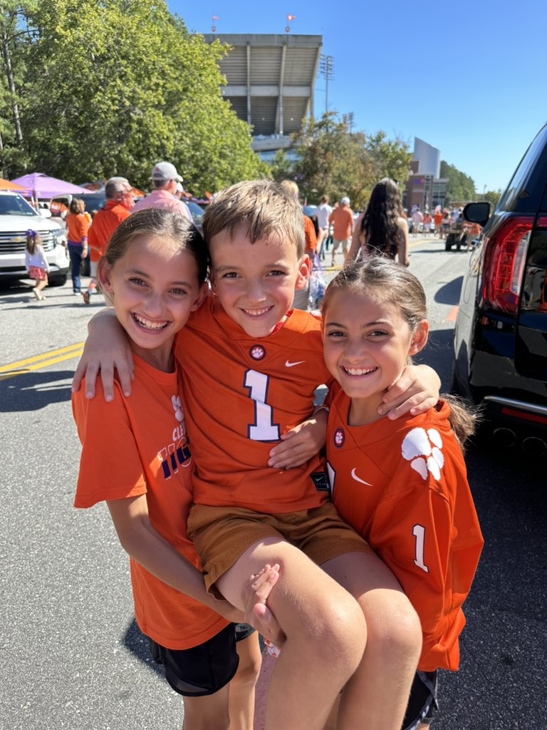 Justin Hirsch tweet media