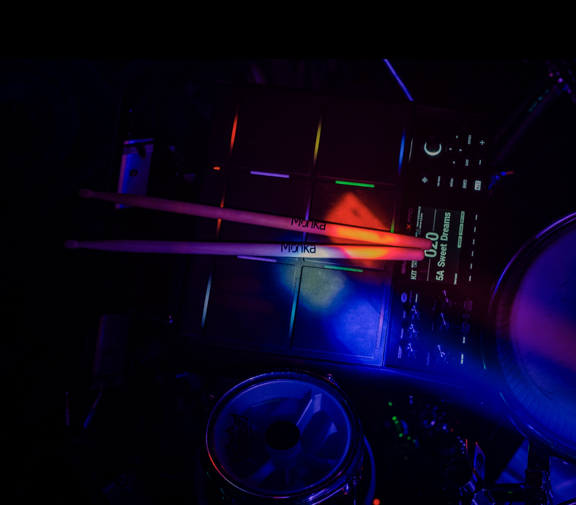 thisismonka's tweet image. I&apos;m getting back into the studio next week. What tracks shall I add into my set or film routines for? Requests below 👇 #DjDrummer #RequestTime #MusicRequests #DJRequests #SongRequests #ChooseTheBeat #YourMusicChoice