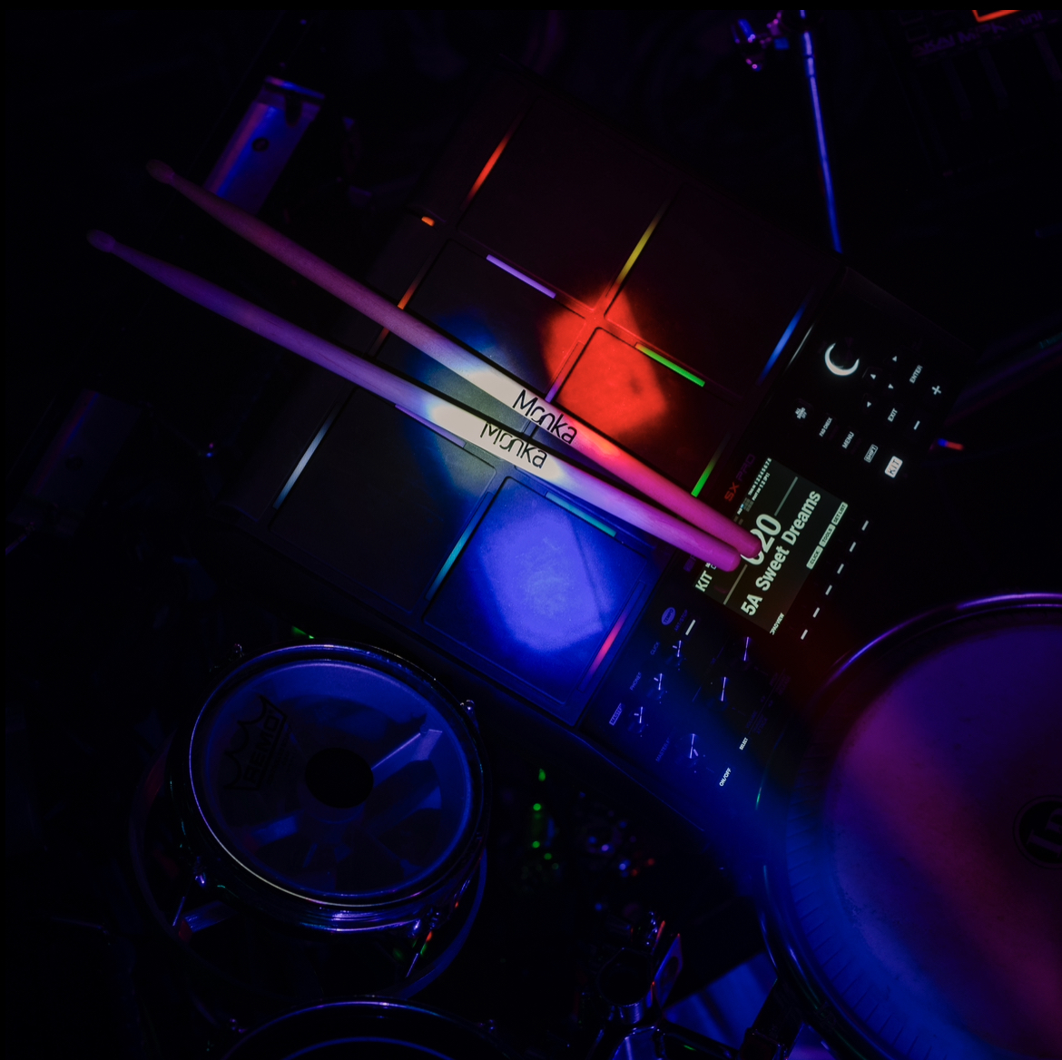 thisismonka's tweet image. I&apos;m getting back into the studio next week. What tracks shall I add into my set or film routines for? Requests below 👇 #DjDrummer #RequestTime #MusicRequests #DJRequests #SongRequests #ChooseTheBeat #YourMusicChoice