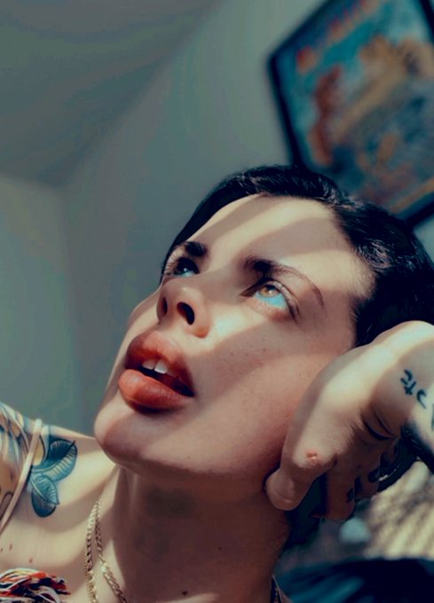 Won&rsquo;t be tweeting as much so since my phone got stolen I don&rsquo;t have twee- &ldquo;X&rdquo; on my phone. https://t