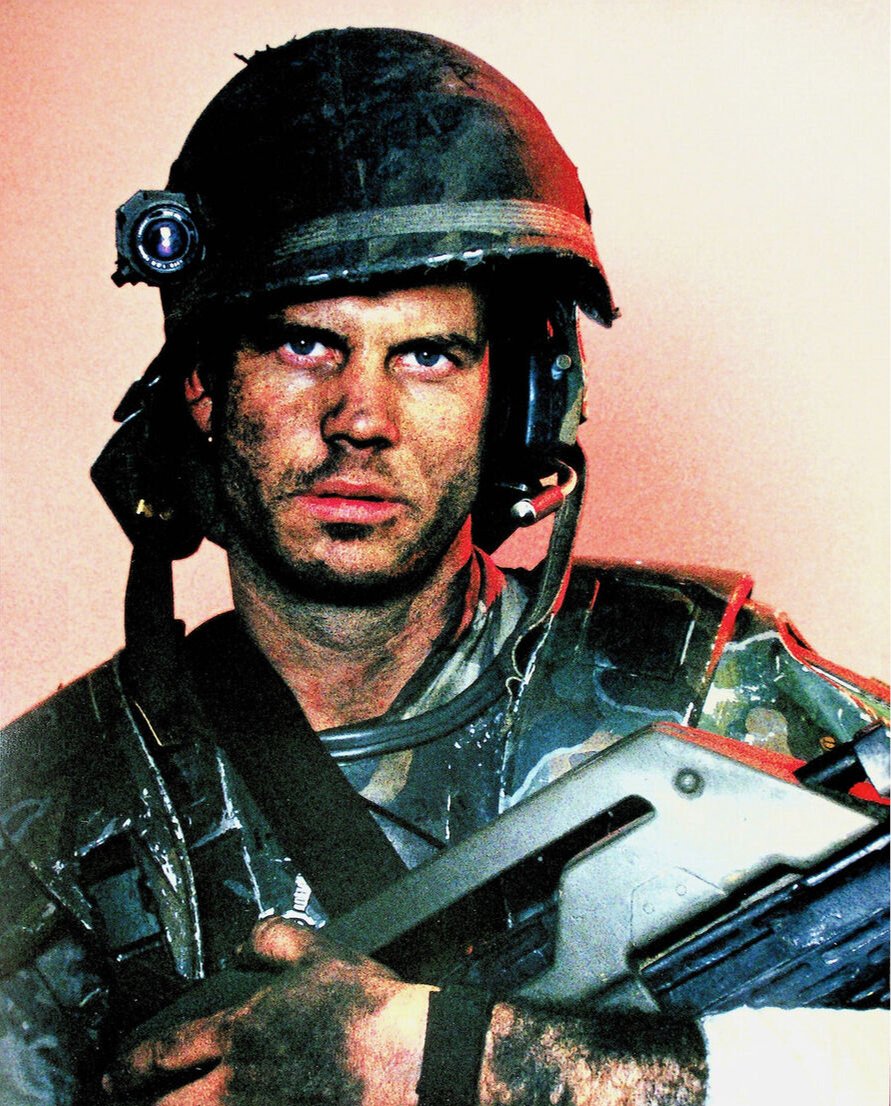 aliensexpanded's tweet image. One of the greatest characters in the whole franchise with some of the most quotable lines. Let's hear it for Hudson. What is your favorite moment, and line?
#Alien #Aliens #JamesCameron #AvP #SciFi #80s #AliensExpanded