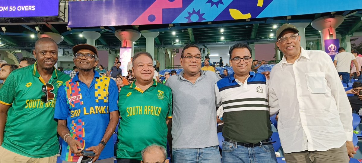 amy6147's tweet photo. At @cricketworldcup @KagisoRabada25 taking wickets and proud father @PorozaDr is so happy with @AshishMittalOHS
@mohit_gup @amy6147 https://t.co/FimX7zz7Zr