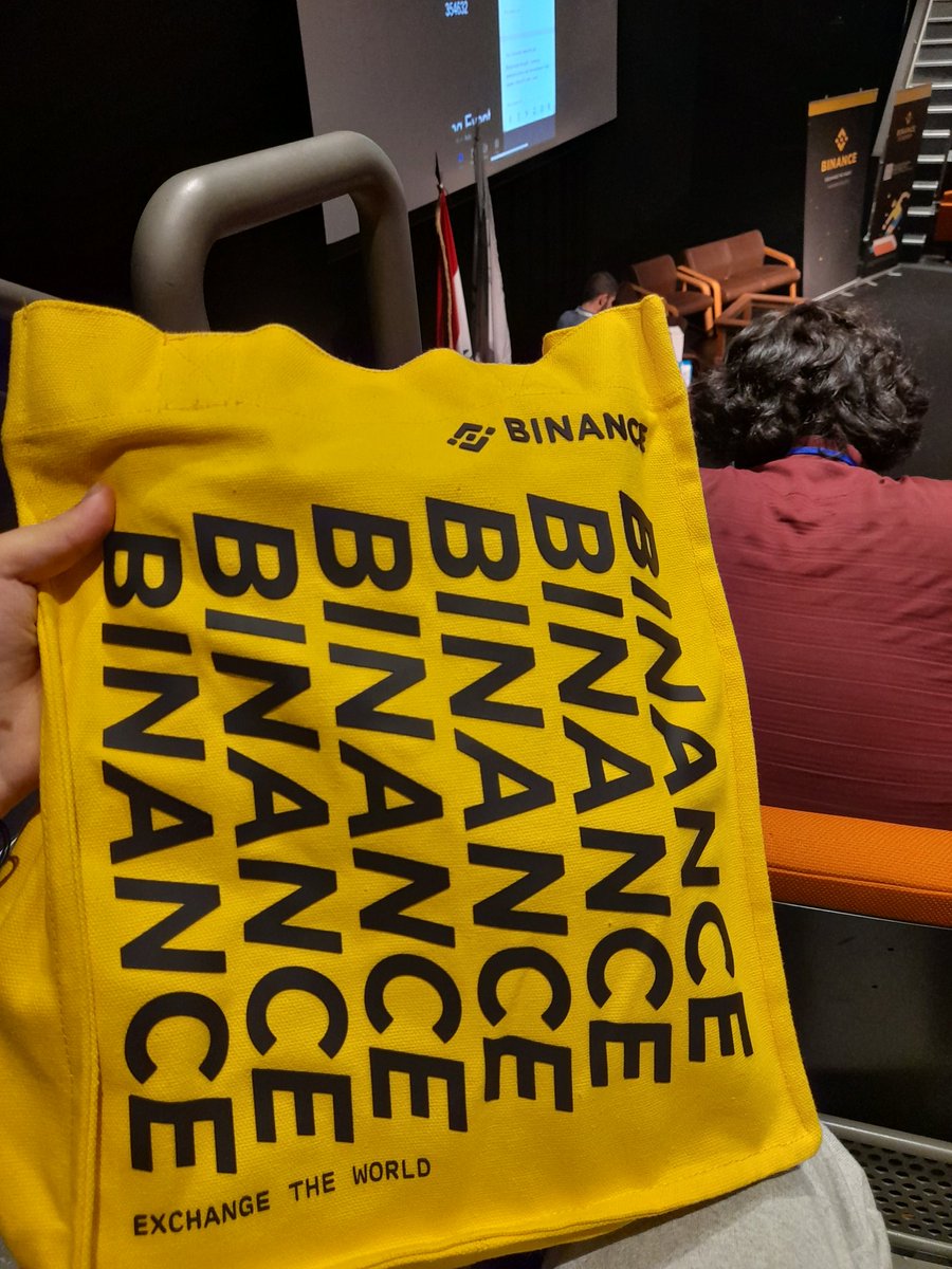 YaraEslim's tweet photo. #BinanceAtDevFest
@BinanceArabic https://t.co/sw7uxFQqtu