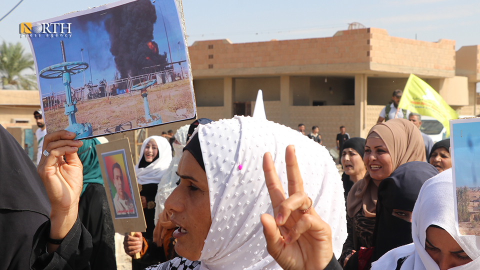NPA_English's tweet photo. People in the town of Shadadi, south of #Hasakah Governorate, #NE_Syria, protest, denouncing Turkey’s military escalation on the region.
#Shadadi – #North_Press https://t.co/hSb8Q5QC0L