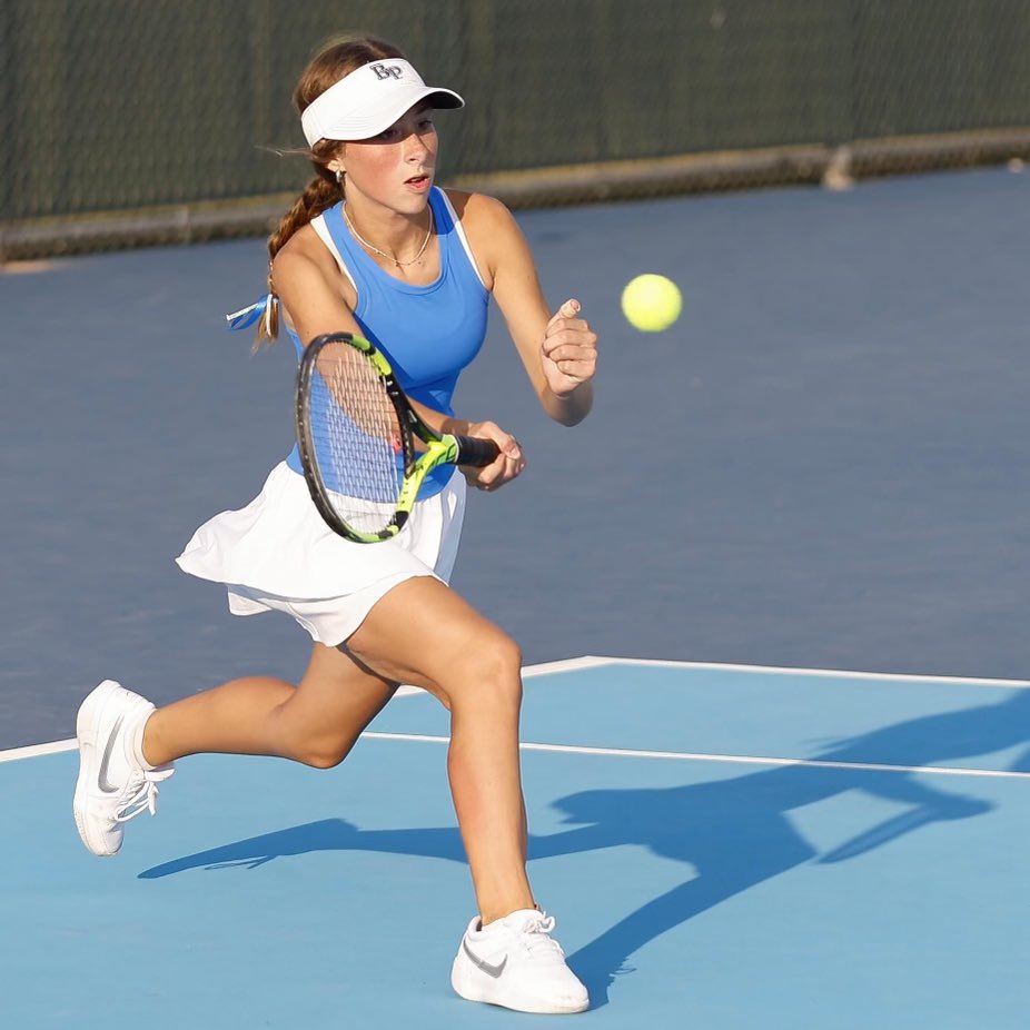 Congratulations to our state qualifiers Karlie Schock (#2 seed), Hannah Ernest and Mira Matuszewski who will be competing at the state tournament next week!