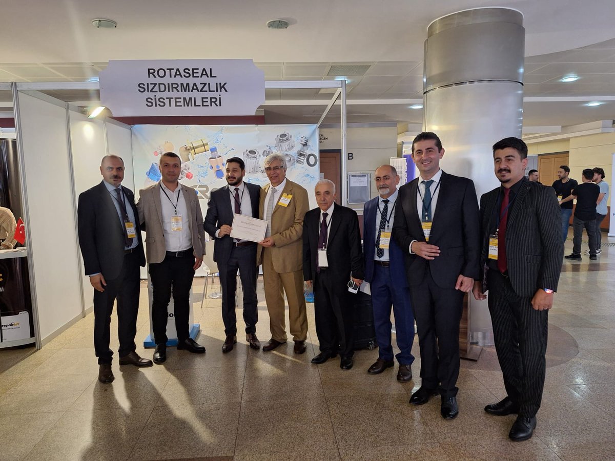 Mmo Kocaeli Şube Sakarya İl Temsilciliğinin organize etmiş olduğu 2. Bakım Teknolojileri Yerel Sempozyumunun ilk gününde Sakarya Üniversitesi Kültür ve Kongre Merkezi'nde stant açan firmalara teşekkür belgeleri verildi. Katkı koyan, emek veren herkese teşekkür ederiz.