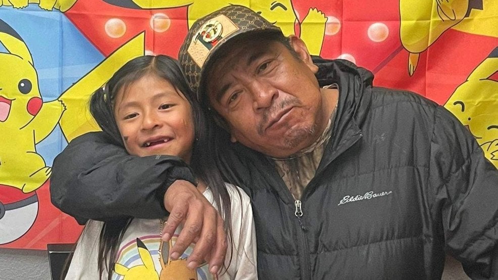 Family mourns father fatally stabbed in Pioneer Square, SPD search for suspect continues #seattle reddit.com/r/SeattleWA/co…