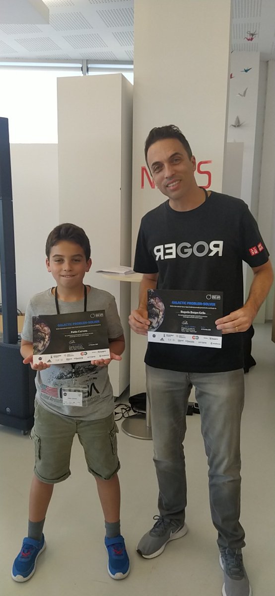 spaceappsZgz tweet picture
