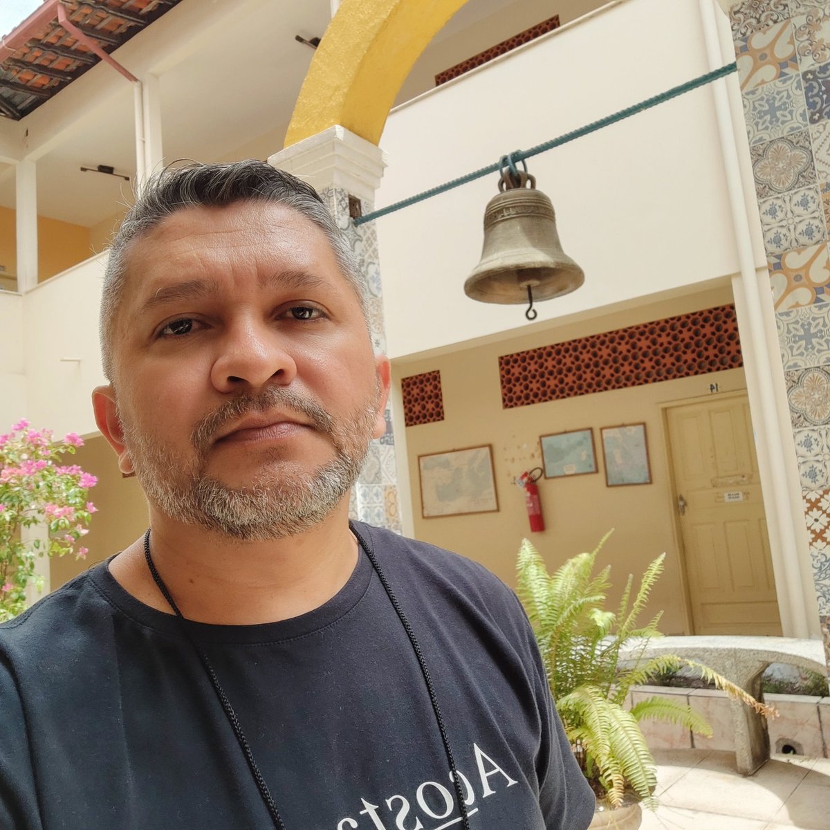 pefranciscodea1's tweet photo. A caminhada juvenil na igreja católica é uma resposta de amor e serviço a Deus e aos irmãos, inspirada pelo exemplo de Cristo e pela graça do Espírito Santo. https://t.co/43vMPVe7K4