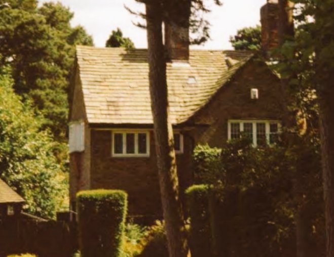 Cheshire architect Sir Arnold Thornely #Bornotd 1870 #OTD His house on Mount Wood Road #Prenton is one of many that he and his practice designed & is now a conservation area @visitcheshire @visitwirral1 #merseyside