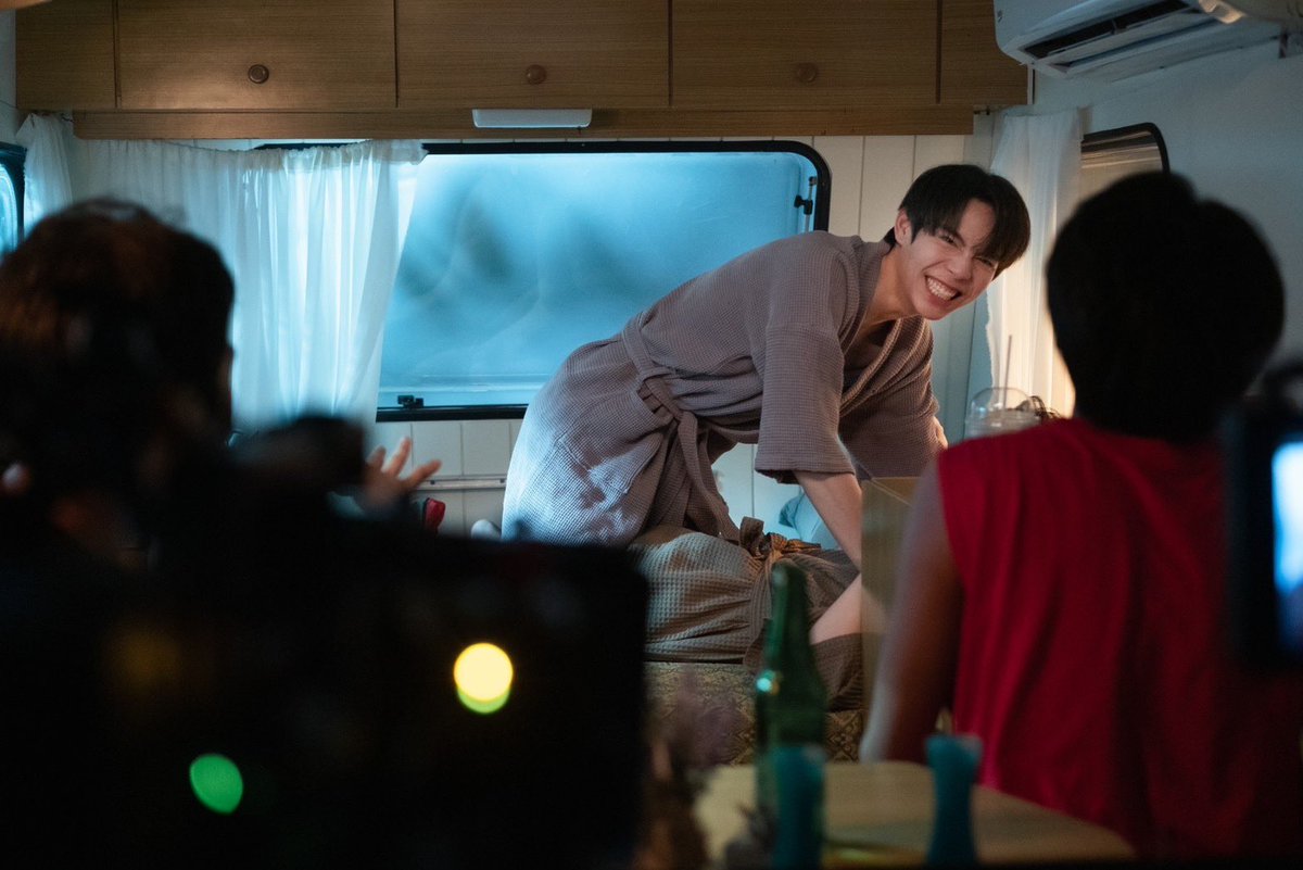 JojoTichakorn's tweet photo. มันเขินอยู่นั้นแหละ  #OnlyFriendsSeriesEP9 https://t.co/uFs7Vktrvr